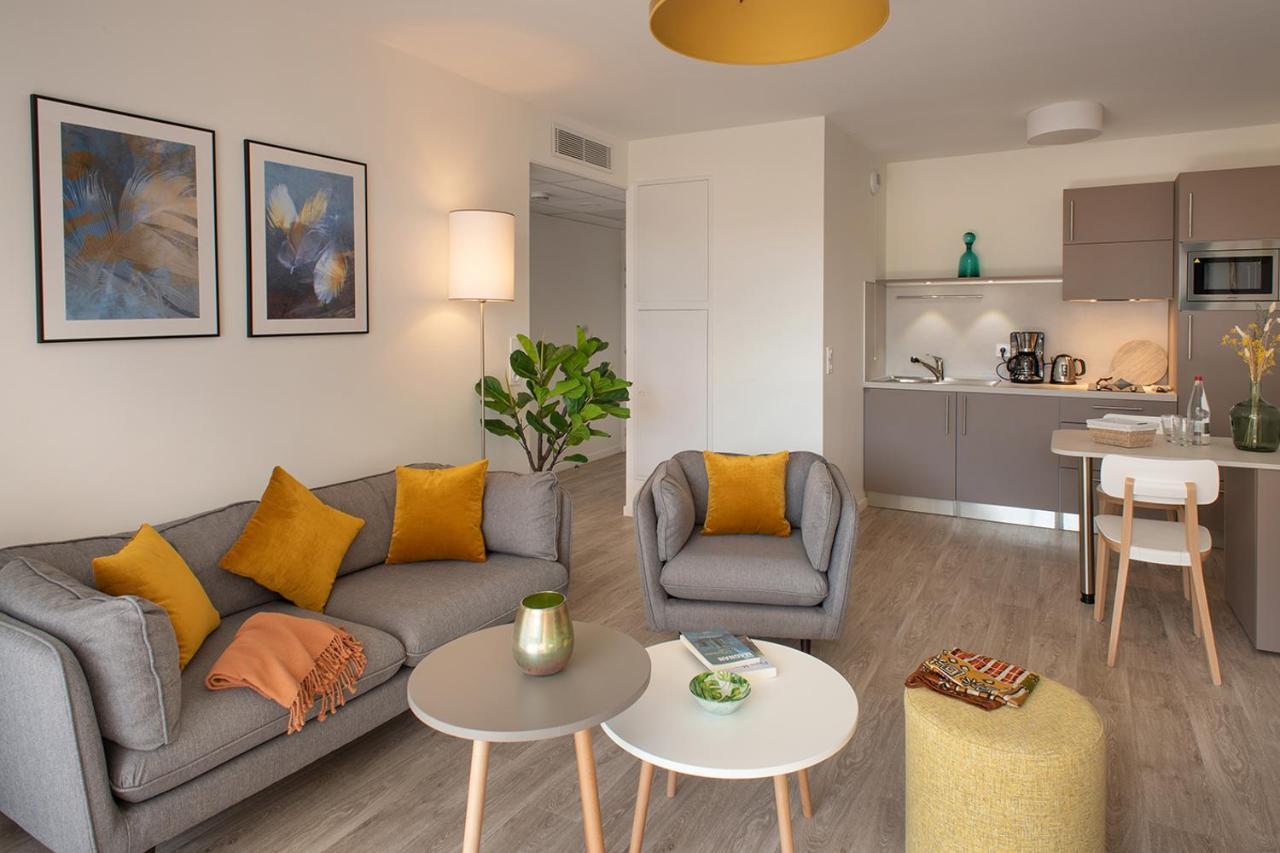 Residence Services Seniors Domitys Les Eaux Vives Digne-les-Bains Eksteriør billede